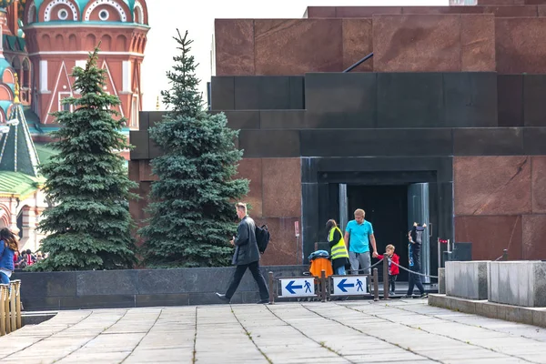 Moskva. Východ z Leninova mauzolea — Stock fotografie