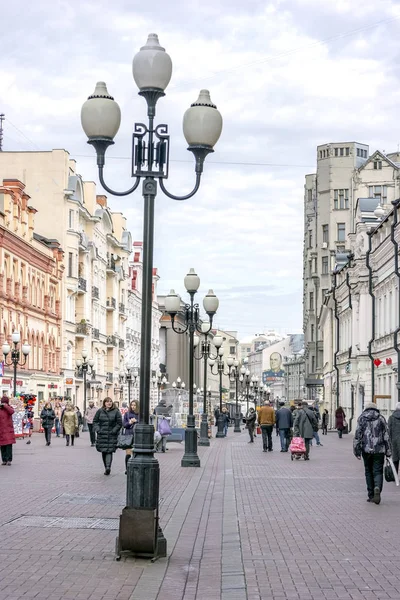 Moskva. Pouliční starý Arbat — Stock fotografie