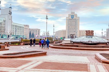 MINSK, BELARUS REPUBLIC - Mart 08.2020: Bağımsızlık Meydanı. Ülkenin ana meydanı.