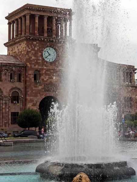 Yerevan Armenia Yerevan 共和国の広場エレバン アルメニア 2012 Fountain は世界で最古の都市の一つ — ストック写真