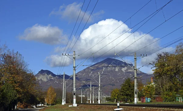 Uitzicht Berg Beshtau Stad Pjatigorsk Noordelijke Kaukasus Rusland — Stockfoto