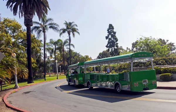 Autobús de excursión Balboa Park . — Foto de Stock