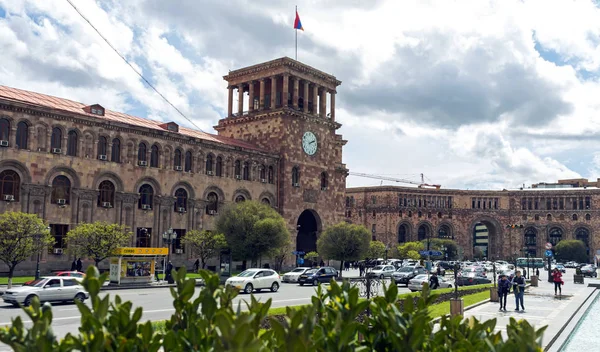 Hermoso edificio en Ereván . —  Fotos de Stock