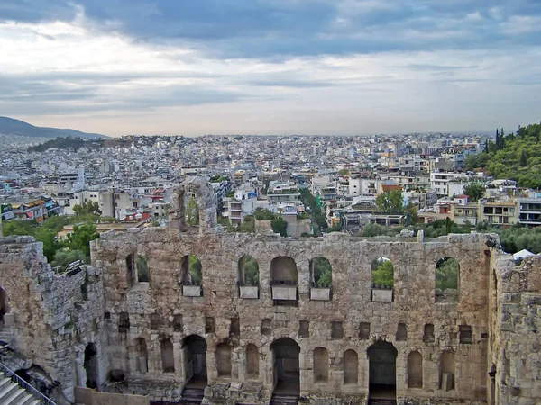 Le mura dell'antico teatro e della città Atene . — Foto Stock