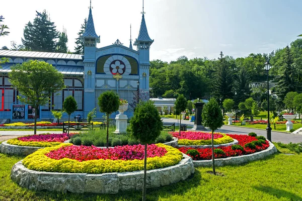 Park "Flower-garden" in Pyatigorsk. — Stock Photo, Image