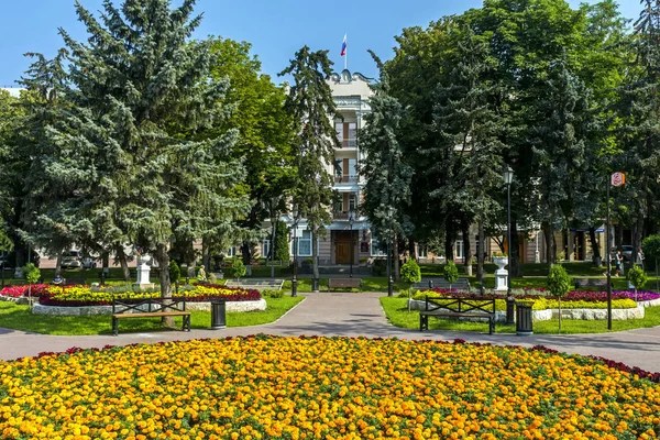 Park "bloementuin" in Pyatigorsk. — Stockfoto