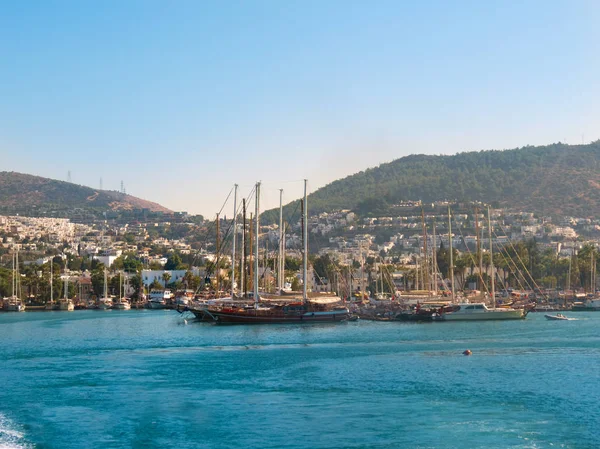 Bodrum port in the morning sun. Turkey, Mugla — Stock fotografie