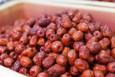 Bangkok şehir merkezinde çeşitli taze yiyecekler.