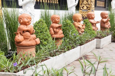 Burası ibadet Tayland tapınak bahçesinde detay.