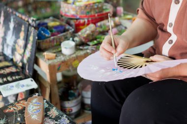 Ahşap şemsiye biteviye-in kapatın. Bir şemsiye fabrikası Tayland alınan görüntü.