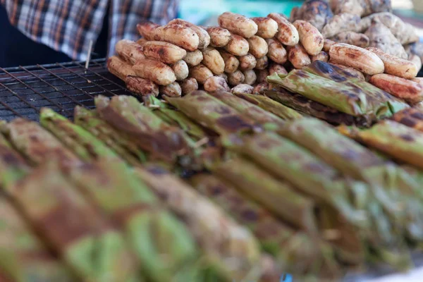 曼谷市中心的各类新鲜食品 — 图库照片