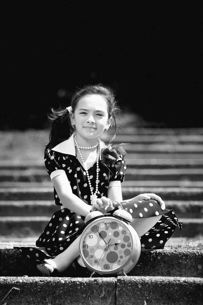 Portrait Very Young Girl Waiting His Mate More Images Same — Stock Photo, Image