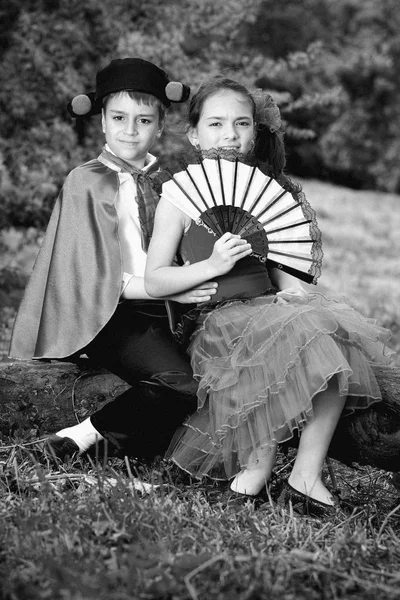 Portrait Very Young Couple Spanish Style Garment Having Fun Meadow — Stock Photo, Image