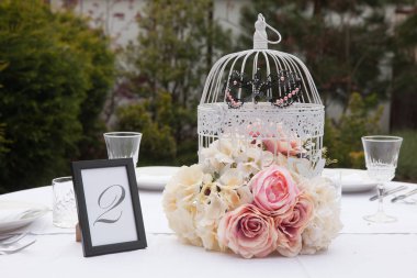 Yapay Çiçek Aranjman