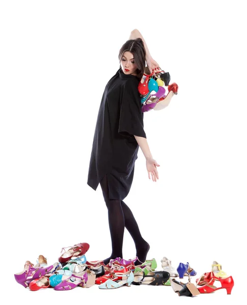 Jovem Mulher Isolada Fundo Branco Com Monte Sapatos Com Muitos — Fotografia de Stock