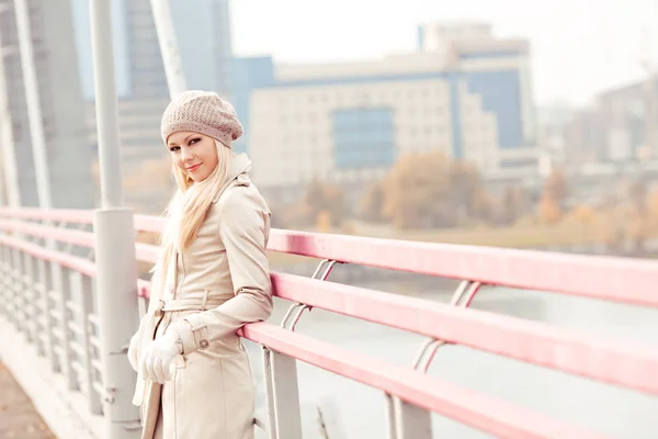 Happy Blond Woman Walking Alone Autumn City Bridge — Stock Photo, Image