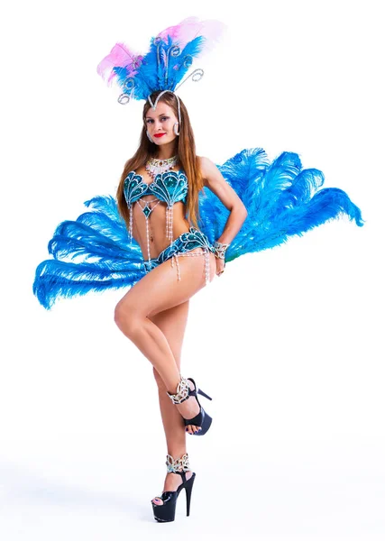 Hermosa Joven Con Disfraz Carnaval Brasileño Con Plumas — Foto de Stock