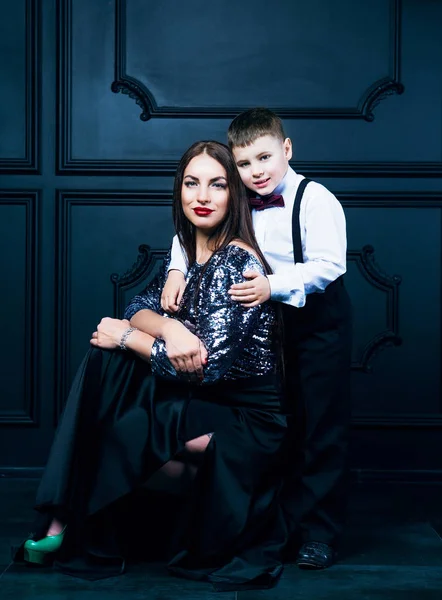 Beautiful Young Mother Her Son Luxury Interior — Stock Photo, Image