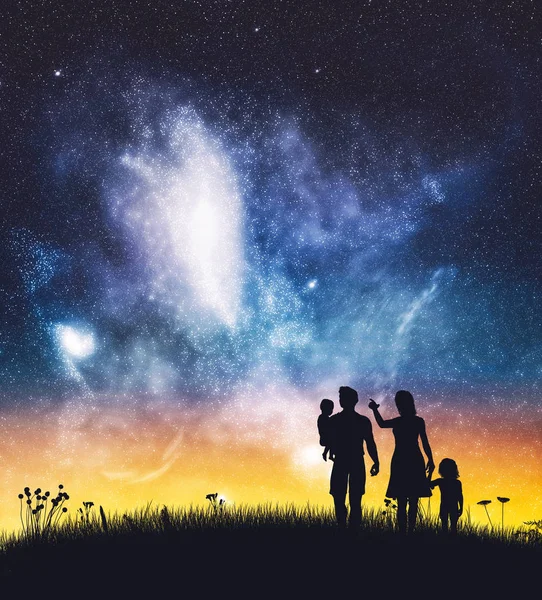 Parents Children Night Sky Silhouettes Field Happy Family — Stock Photo, Image