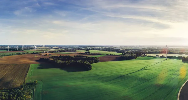 Green Meadows Windmills Poland Rural Scene Agriculture Farming — Stock Photo, Image