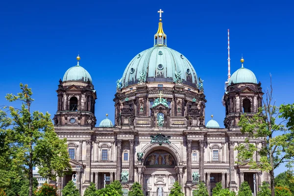 Tyska Berliner Dom Sommardag Berlin Tyskland — Stockfoto