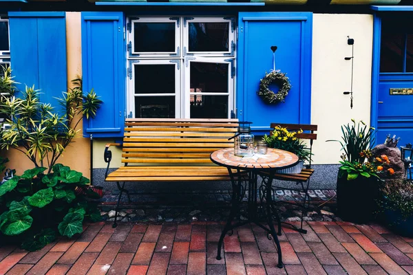 Table Banc Rétro Côté Maison Dans Vieille Ville Stralsund Allemagne — Photo