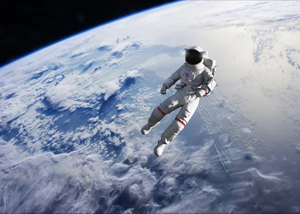 Astronauta Realizando Caminhada Espacial Órbita Terra — Fotografia de Stock