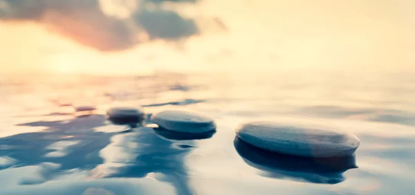 Uważność Tło Medytacji Zen Skały Wodzie Zachodzie Słońca Renderowanie — Zdjęcie stockowe