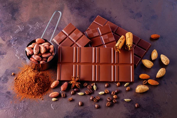 Σοκολάτα Και Κακάο Σκούρο Φόντο Γλυκά — Φωτογραφία Αρχείου