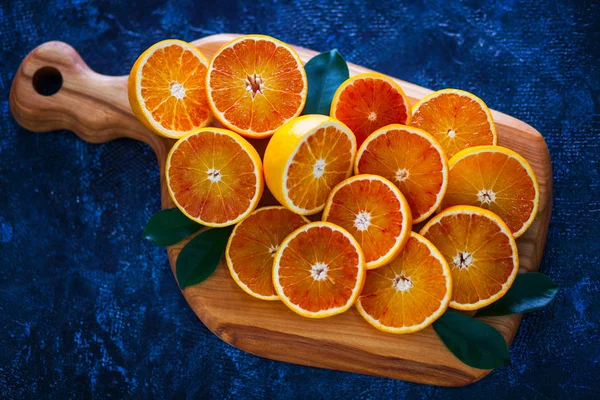 Φρέσκα Πορτοκάλια Φέτες Φρούτα Και Λαχανικά — Φωτογραφία Αρχείου