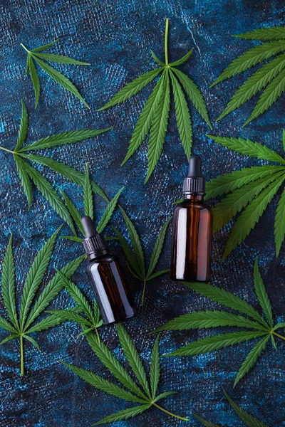 Extracten van cannabisolie — Stockfoto