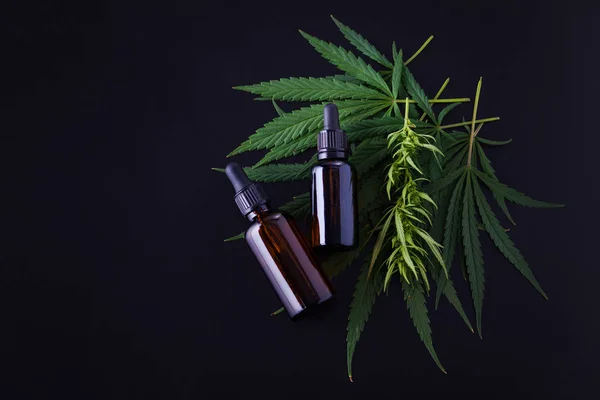 Cannabis oil extracts — Stock Photo, Image