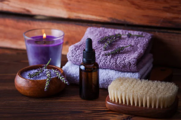 Bottle Lavender Essential Oil Fresh Lavender Flowers Beauty Treatment — Stock Photo, Image