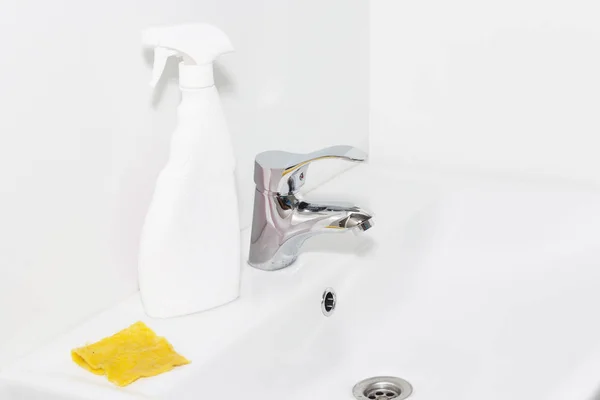 Cleaning Faucet Cleaning Products Cleanliness House — Stock Photo, Image