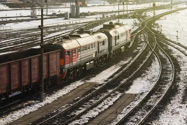 Järnvägsvagnar Lastade Med Kol Ett Tåg Transporterar Kol Många Olika — Stockfoto