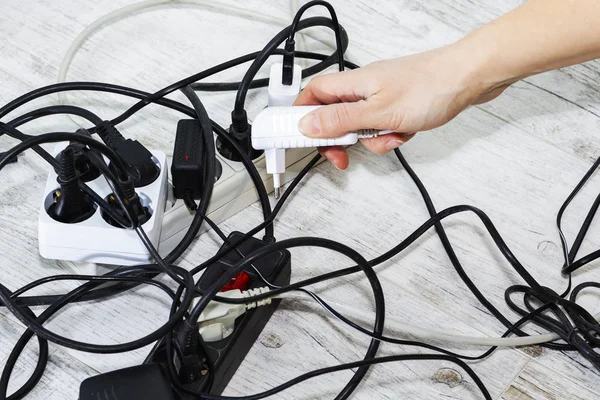 Bir sürü elektrik prizi-olanaklı kılmak aygıt. Güç tasarrufu