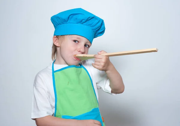 Criança Como Cozinheira Chef — Fotografia de Stock