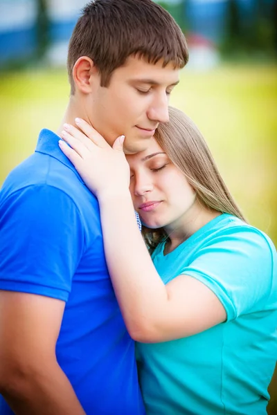 Outdoor Portrait Young Hugging Couple Relaxing Field — Stock Photo, Image