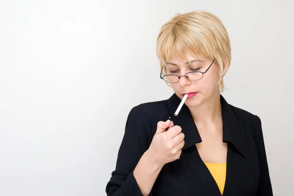 Studio Portrait Blonde Businesswoman Wearing Eyeglasses Holding Cigarette Lighter — Stock Photo, Image