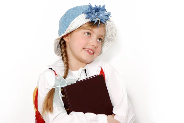 Portret Van Mooie Tiener School Meisje Hat Voor Witte Muur — Stockfoto