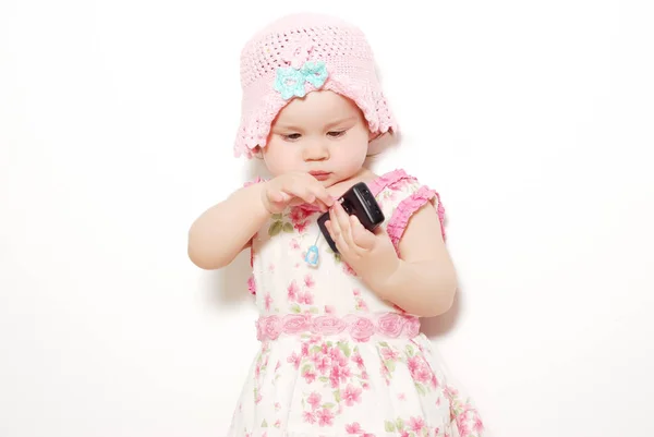 Portret Van Schattig Klein Meisje Met Telefoon Geïsoleerd Wit — Stockfoto