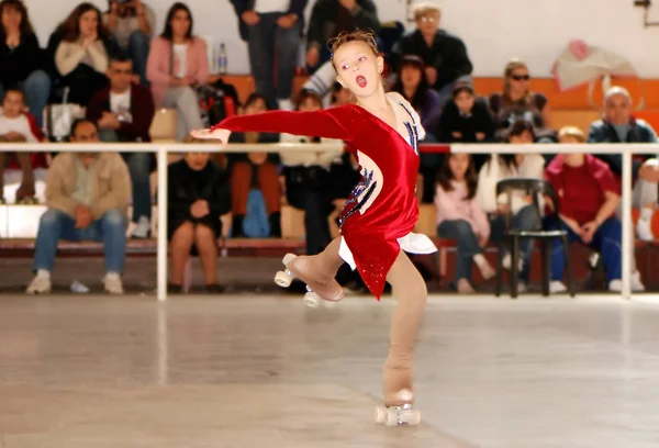 Petit Patineur Roulettes Compétition — Photo