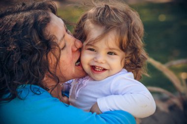 # Yazın mutlu anne ve kızları # 