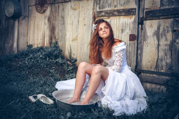 Einsame Braut Eins Mit Ihren Lebensproblemen Polaroid Behandlung — Stockfoto