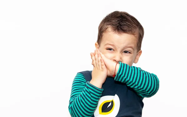 Kleines Kind Weint Auf Weißem Hintergrund — Stockfoto