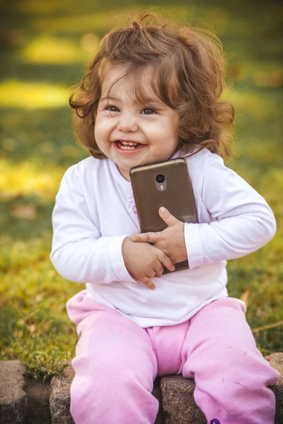 Ребенок Мобильным Парке — стоковое фото