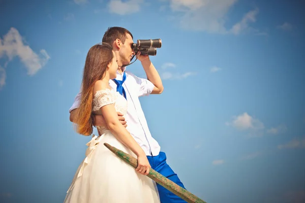 Pareja Boda Barco Playa — Foto de Stock