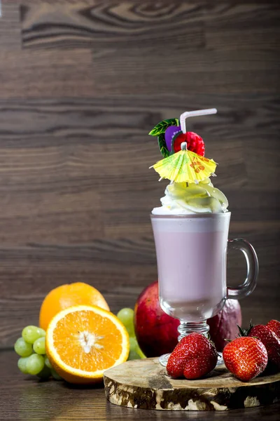 Świeżo wykonane smoothies — Zdjęcie stockowe