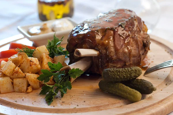 Piece Boiled Meat Bone Vegetables — Stock Photo, Image