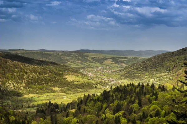 Panorama van de Karpaten — Stockfoto